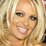 Pam-Anderson thin brow