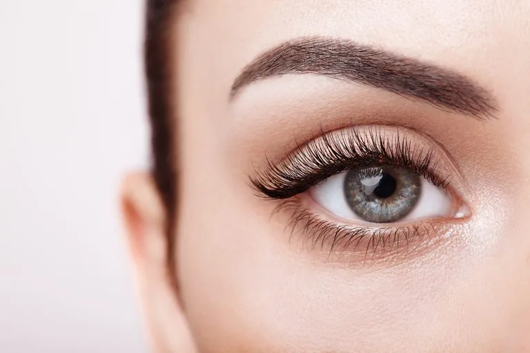 4 Helpful Tips for Taking Care of Your Lash Extensions