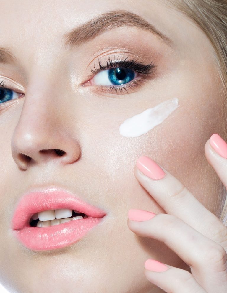 is moisturizer important for our skin